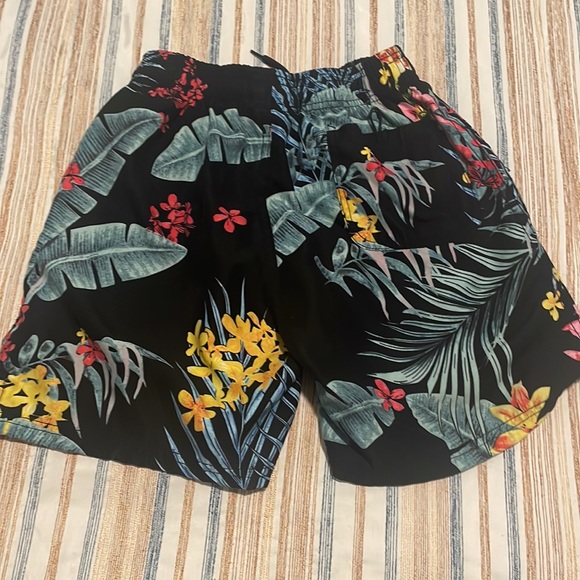 Burnside Boys Swim Trunks - Size Large - Aloha Print - Picture 3 of 3